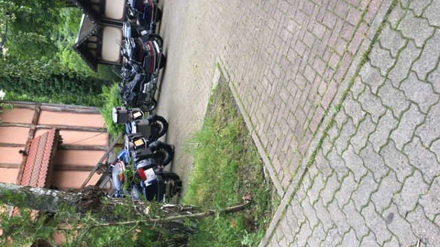 3A6A3E4B-52E8-47C7-B936-557BAE51AA93