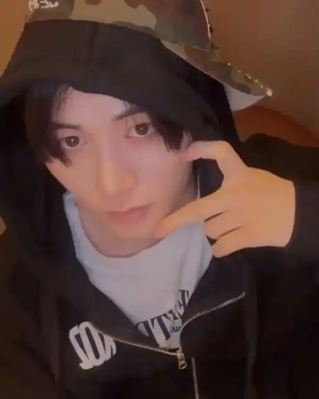 20250822_231708_copy_662x827