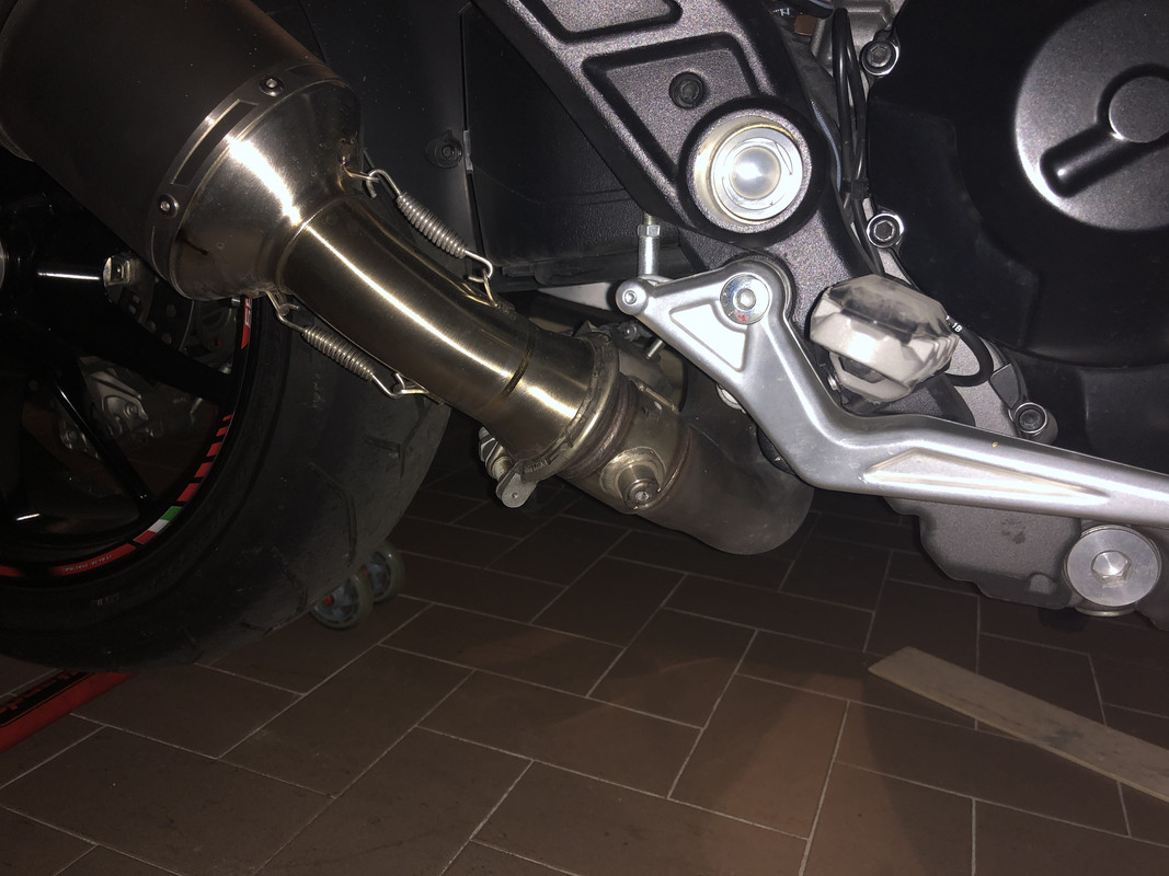 5A283E47-127B-41CF-A5D2-2850FA537157