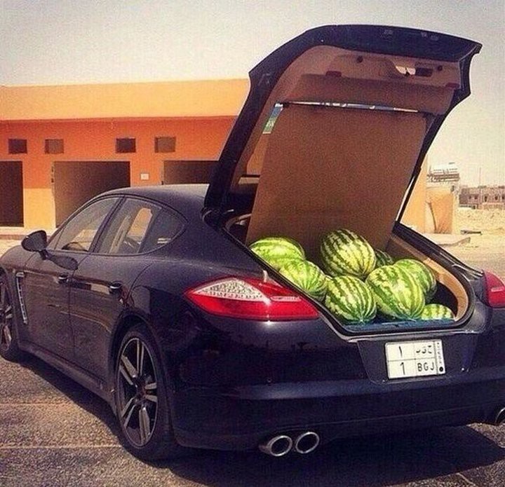 20 забавных фотографий, доказывающих, что «колхоз» в сознании неистребим