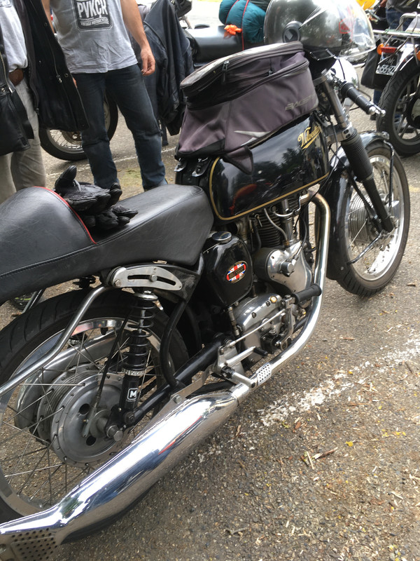 27DB4071-AF8F-44FD-9A22-1122DA15B331