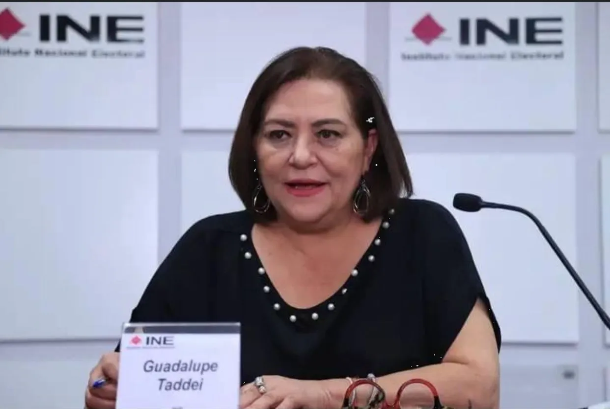 Presidenta del INE se reúne con Vocero de Presidencia de la República