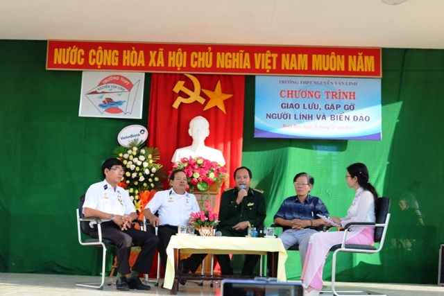 4-Giao-luu-Dang-Phu-Quoc
