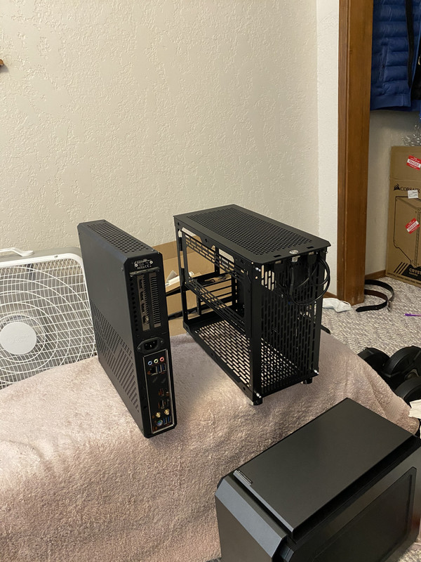 120BC3C7-85FC-40D1-B457-3BEA5FE077EB