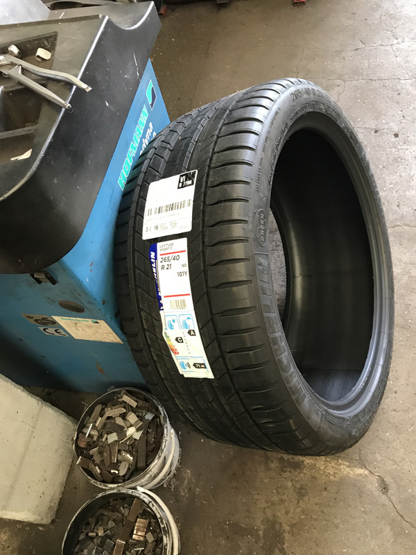 F17BA351-5A6B-4B42-AFBD-3CD5A6AEF542