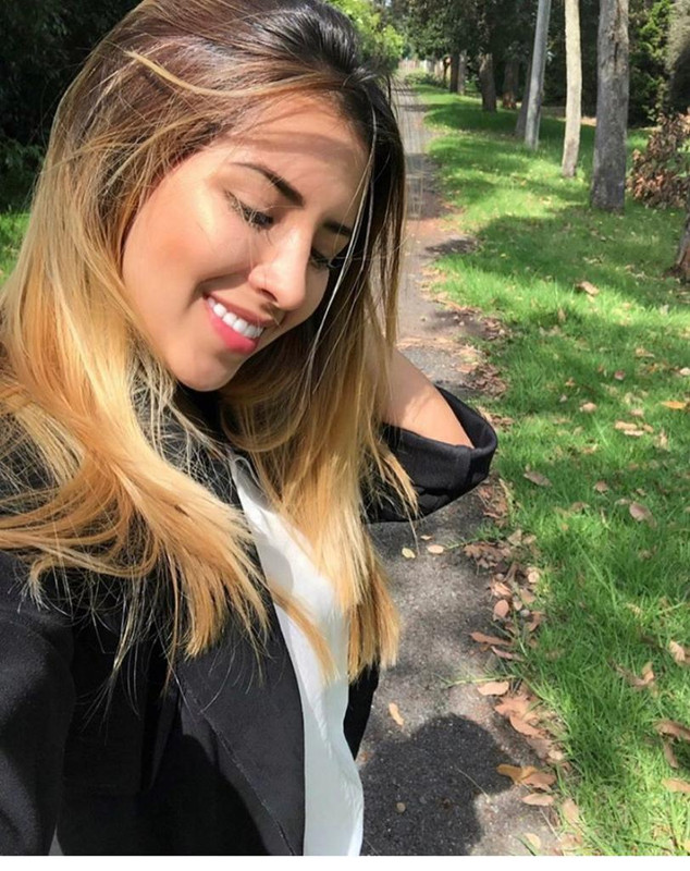 Laura 75627943831 de Medellin