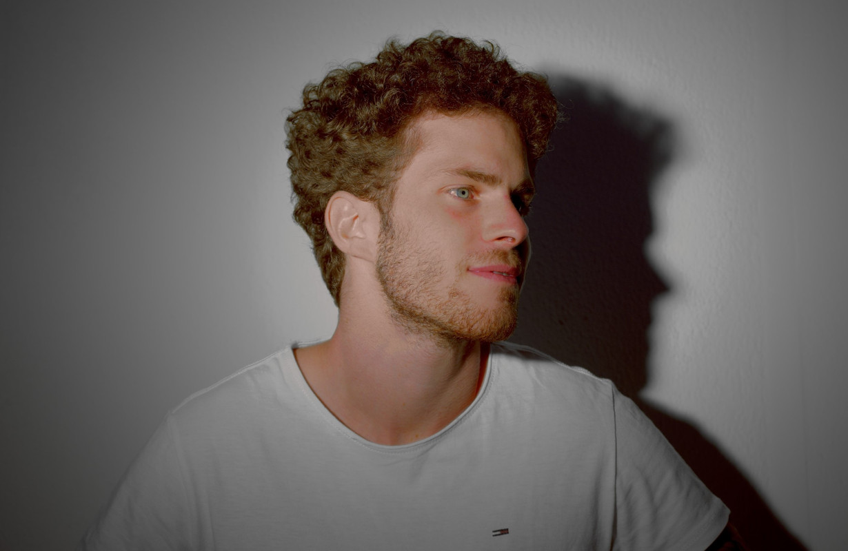 Luigi-Guy-Against-wall-1-1-43.jpg