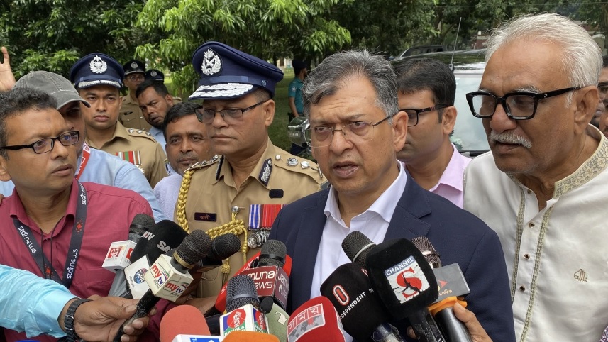 যে যখনই আসুক, আইন অনুযায়ী হেফাজতে নেওয়া হবে: স্বরাষ্ট্রমন্ত্রী