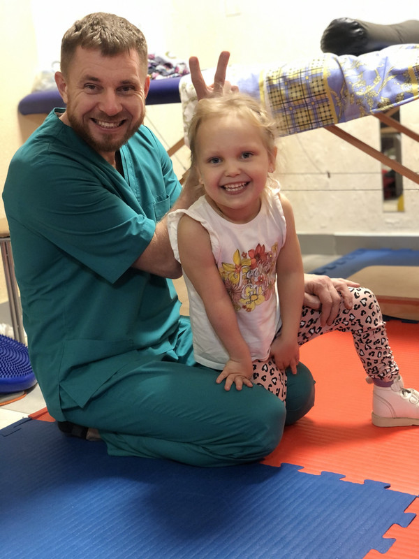 8F41603B-162C-4152-9069-84EBEE89D9E3