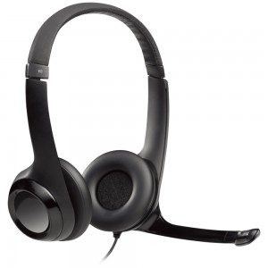 Headset Logitech H390 en color negro, mostrando su diseño elegante y profesional.