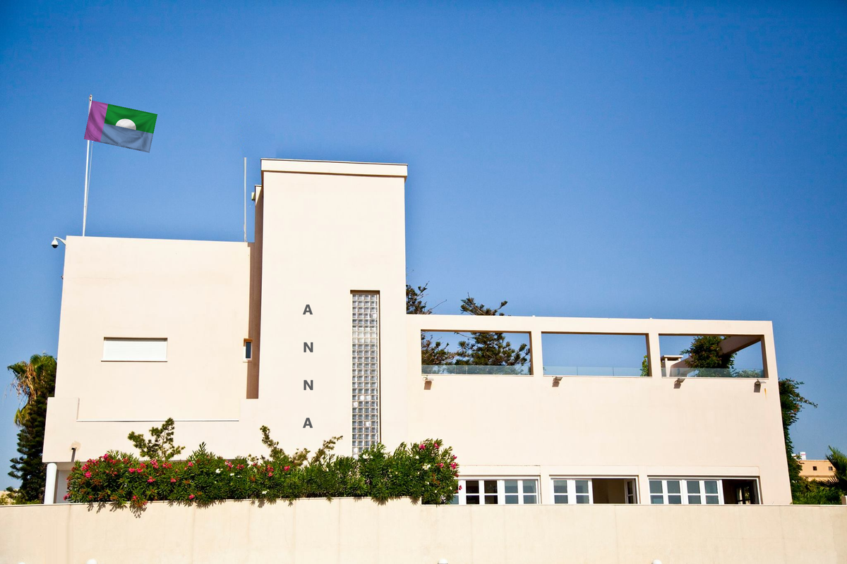 Ambassade d'Anna à Tel-Abiel 01