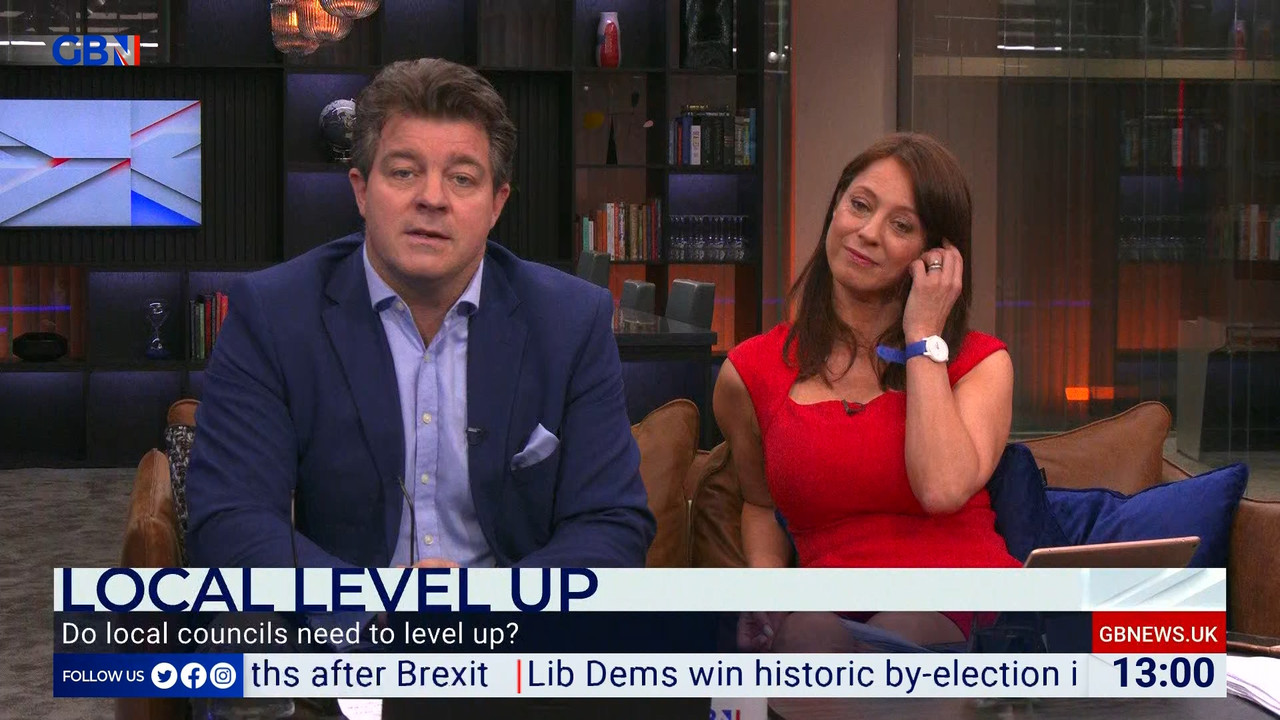06.18 - 12.00.00 - DePiero & Halligan. What makes Britain tick. The n..._001.ts_snapshot_26.32.866