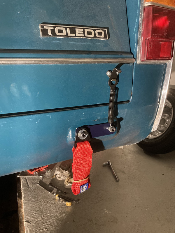 0B356EB8-4114-451F-87D7-FC50E46F434C