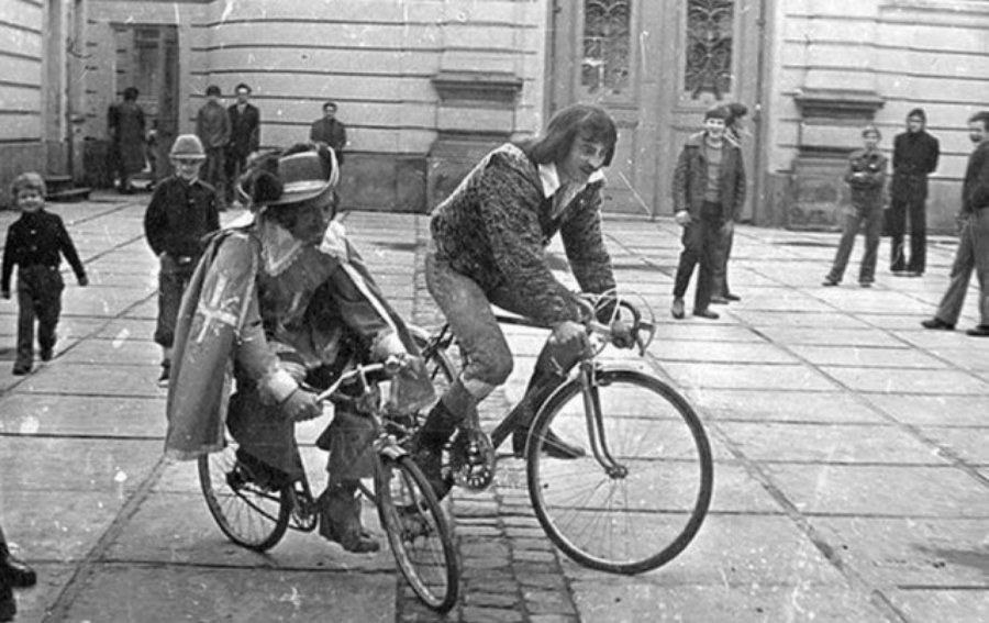 20230407_0709384693918418892233820