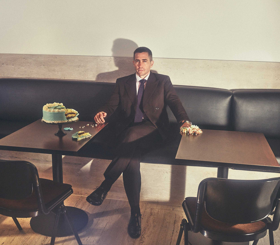 DOCUMENT-Jake-Gyllenhaal-WEB-16.jpg