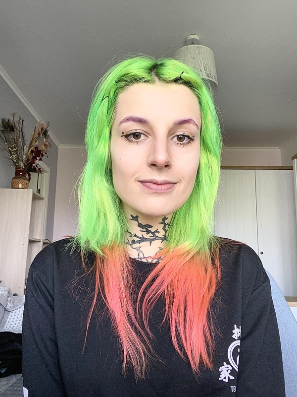 ED09ACEF-A362-425B-9988-7B30F3E83621