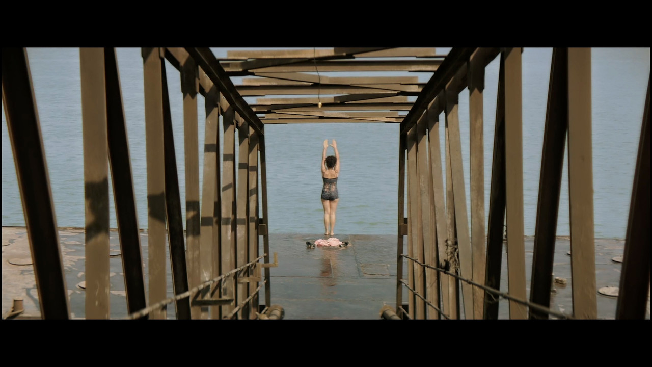 Swastika.Mukherjee_Detective.Byomkesh.Bakshy.00_00_13_08.Still001