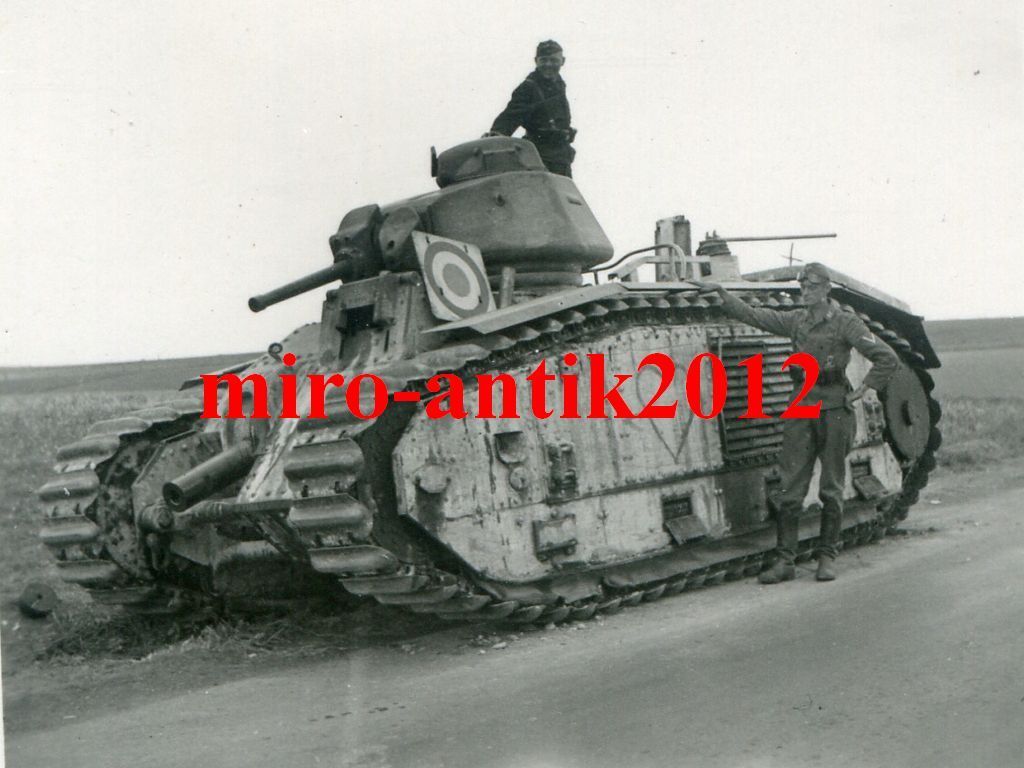 Foto, Wehrmacht, zerstörter Panzer, Char B1, Nah