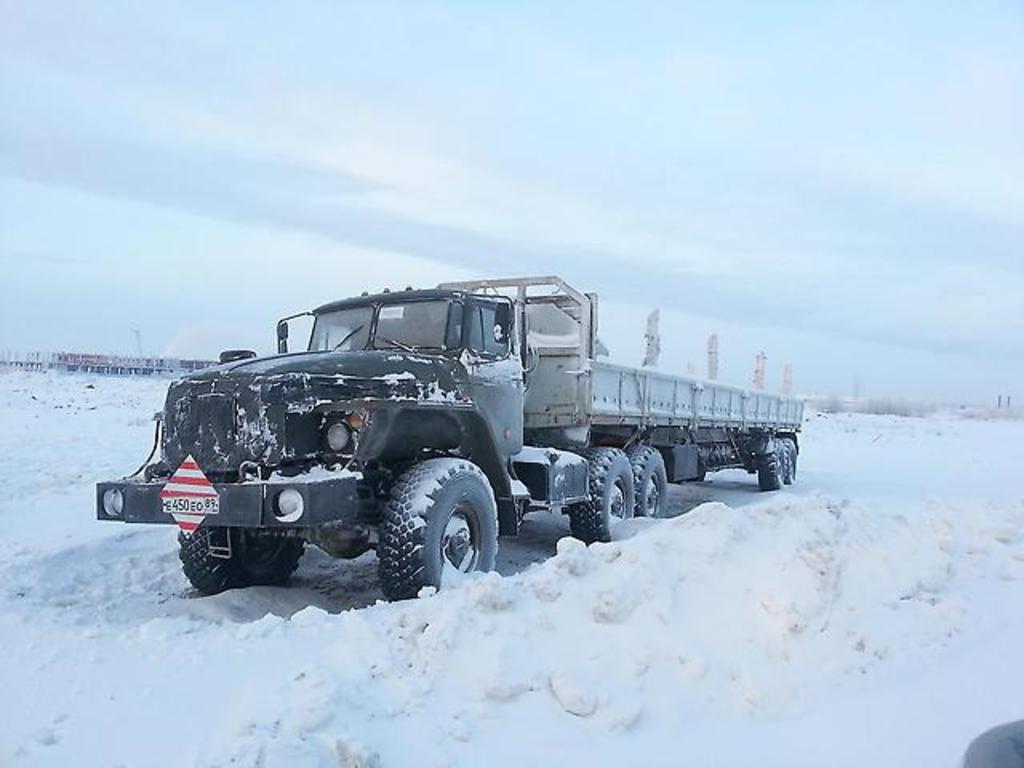 Седельный тягач Урал-4420 ОдАЗ-9370 (5)