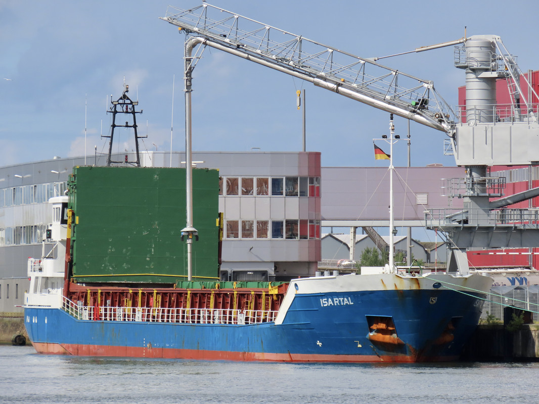 C6F14E82-C771-41E5-8A8F-E67ED67975E4