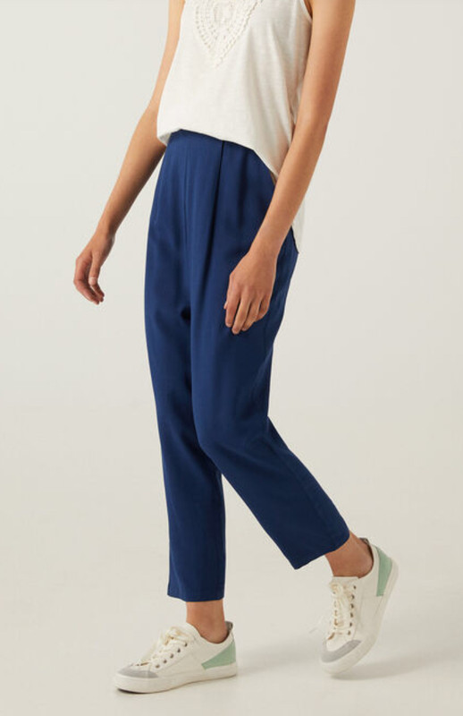 B972FDF2-7CA4-442A-BDC6-1DCCC95D3819