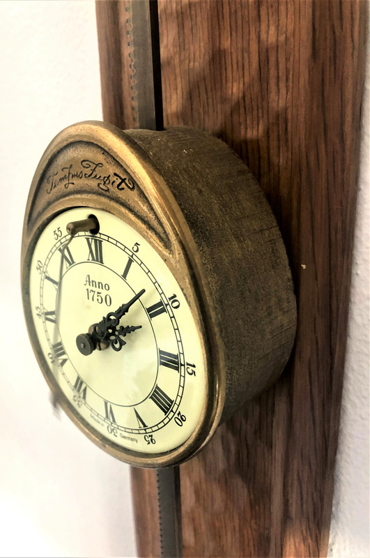 Relógios esquisitos | Relógio de Serra Lateral-2