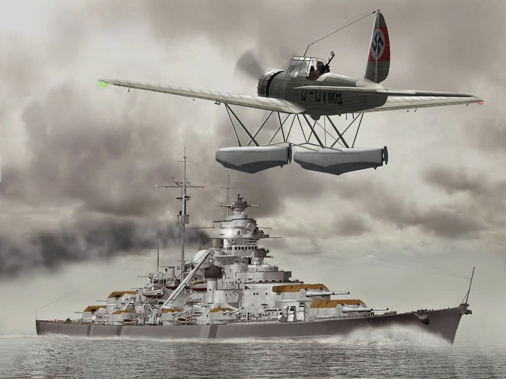 Arado Ar-196 y acorazado alemán Bismarck