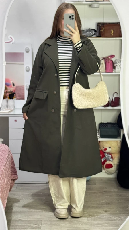 رمادي غامق - لقطة 3