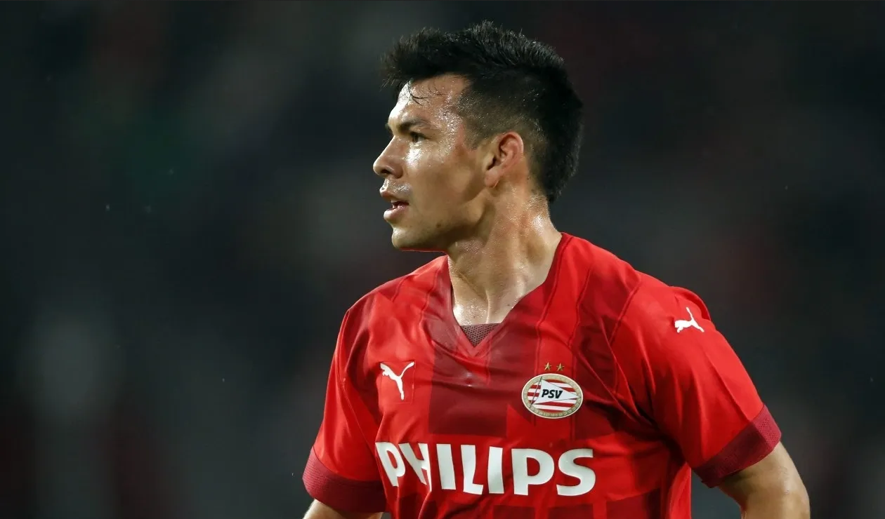 Afición del PSV Eindhoven se rinde ante Chucky Lozano en su regreso tras lesión