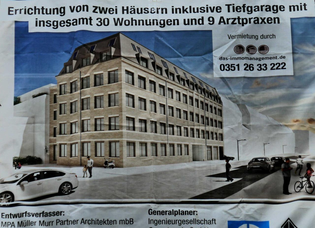 Bild: https://i.postimg.cc/rpt7jXb8/P1340374.jpg