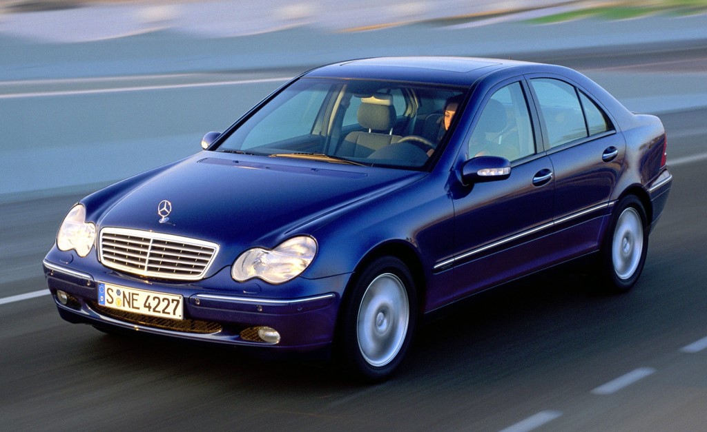 Mercedes-Benz-C320 (W203) 2000-05