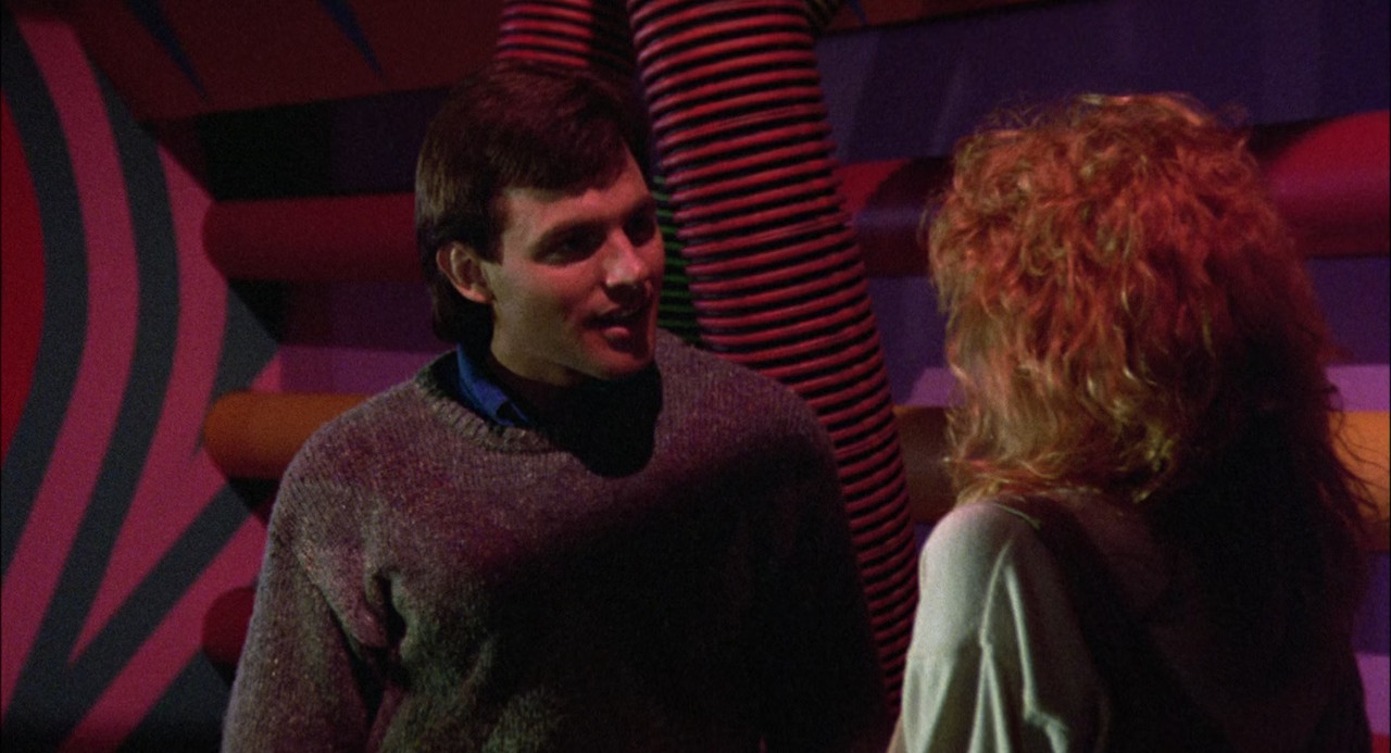 Killer Klowns from Outer Space 1988 (1080p x265 10bit Tigole).mk