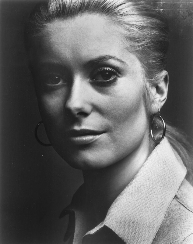 catherine_deneuve_mb57