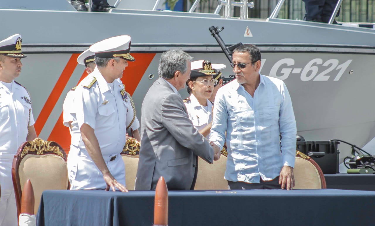 Astinave firma con la Armada Ecuatoriana la construcción de su primer buque multipropósito