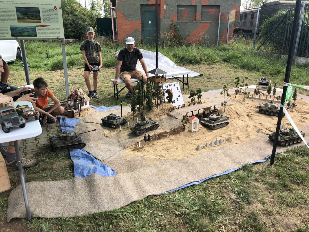 F93B6340-1685-4201-835E-C4931B218DF1