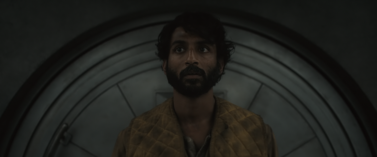 Silo.S02E07.The.Dive.2160p.10bit.ATVP.WEB-DL.DDP5.1.HEVC-Vyndros.mkv_snapshot_01.04_[2025.01.29_04.1