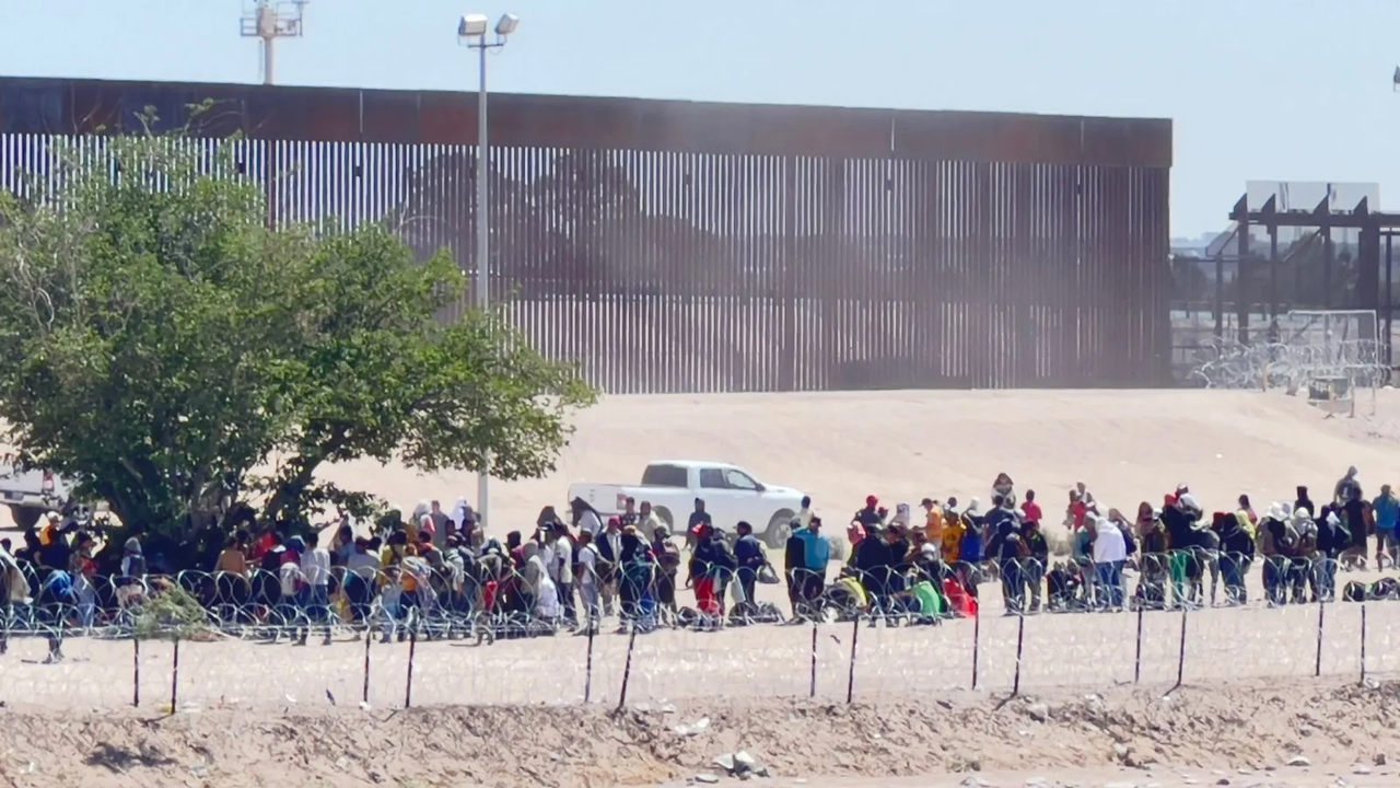 Bajo el Título 42, EU expulsó a 5 millones de personas