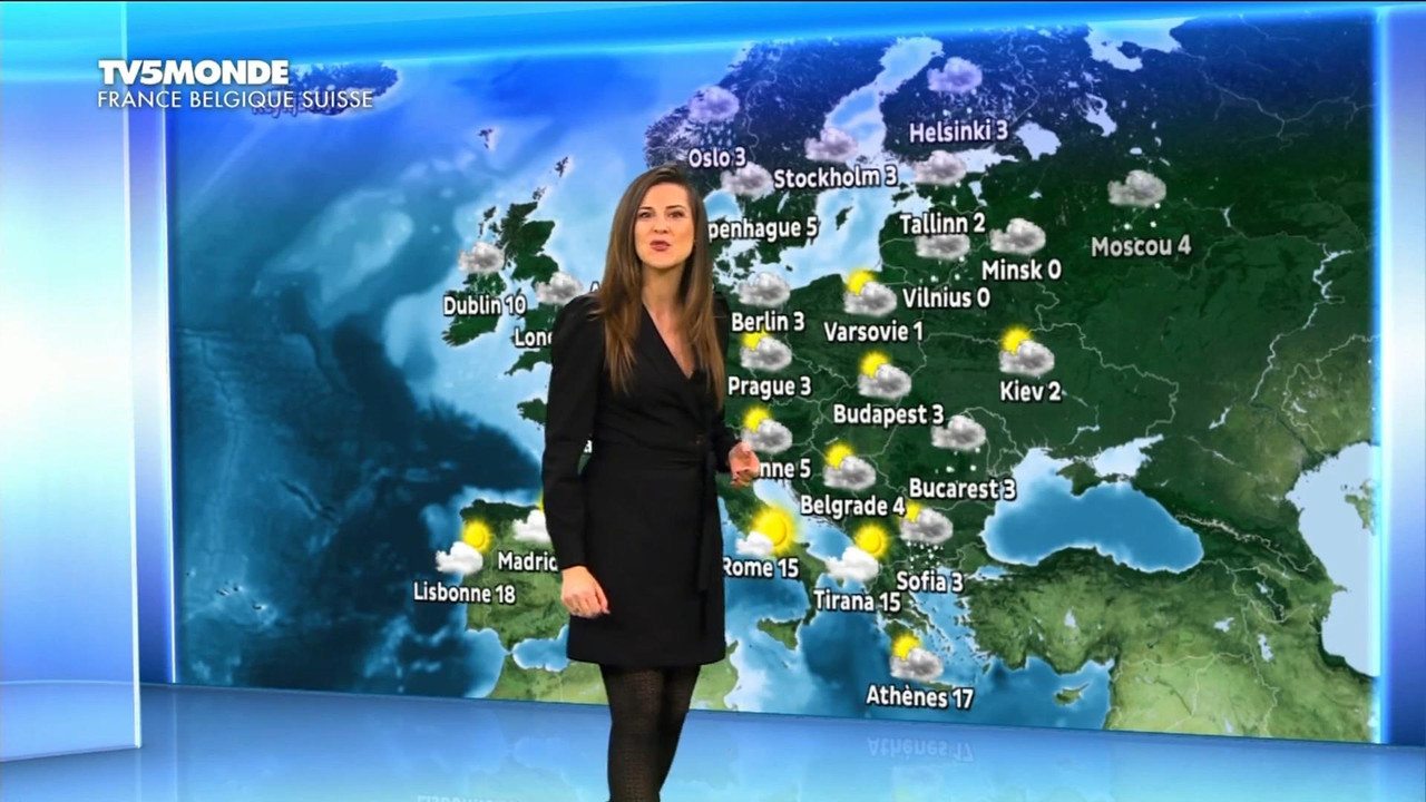 Daniela Prepeliuc 291120.mp4_snapshot_00.35_[2020.11.29_18.52.10]