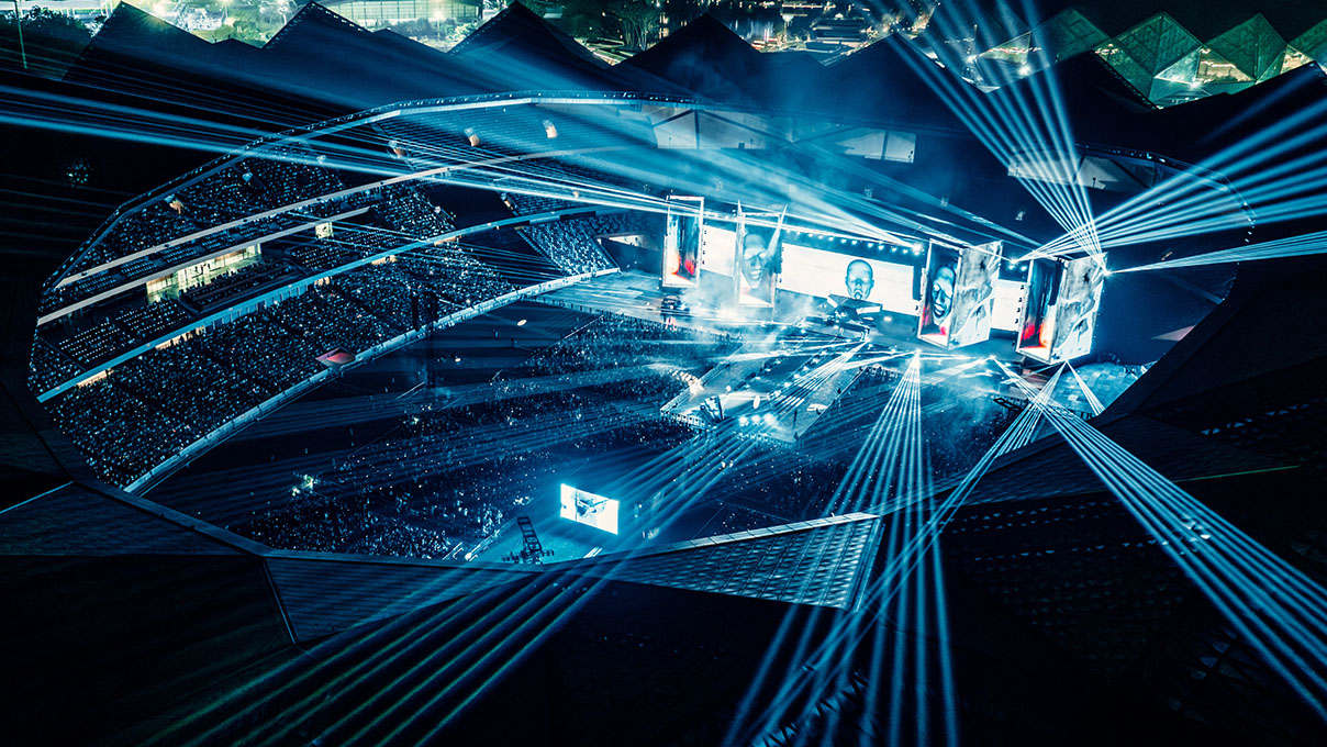 Stadium Concert Heavy Duty Truss Rigging Synchronization by AML