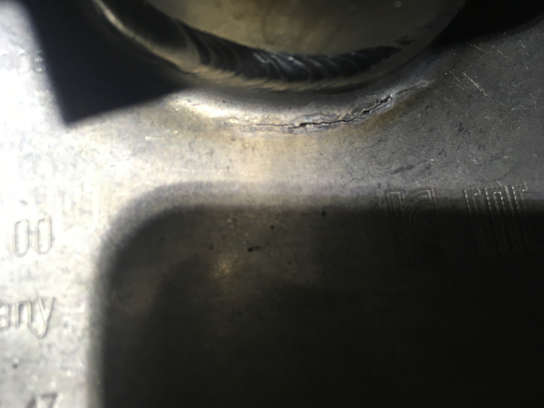 E93C74D1-6126-41C8-8E8D-C5AC903E0753