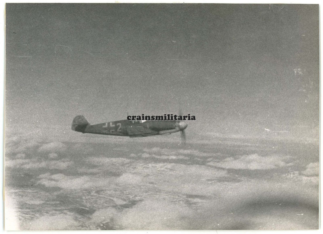 Orig. Foto Messerschmitt Bf 109 Flugzeug im Flug KIRKENES Murmansk Norwegen 1944 (2)