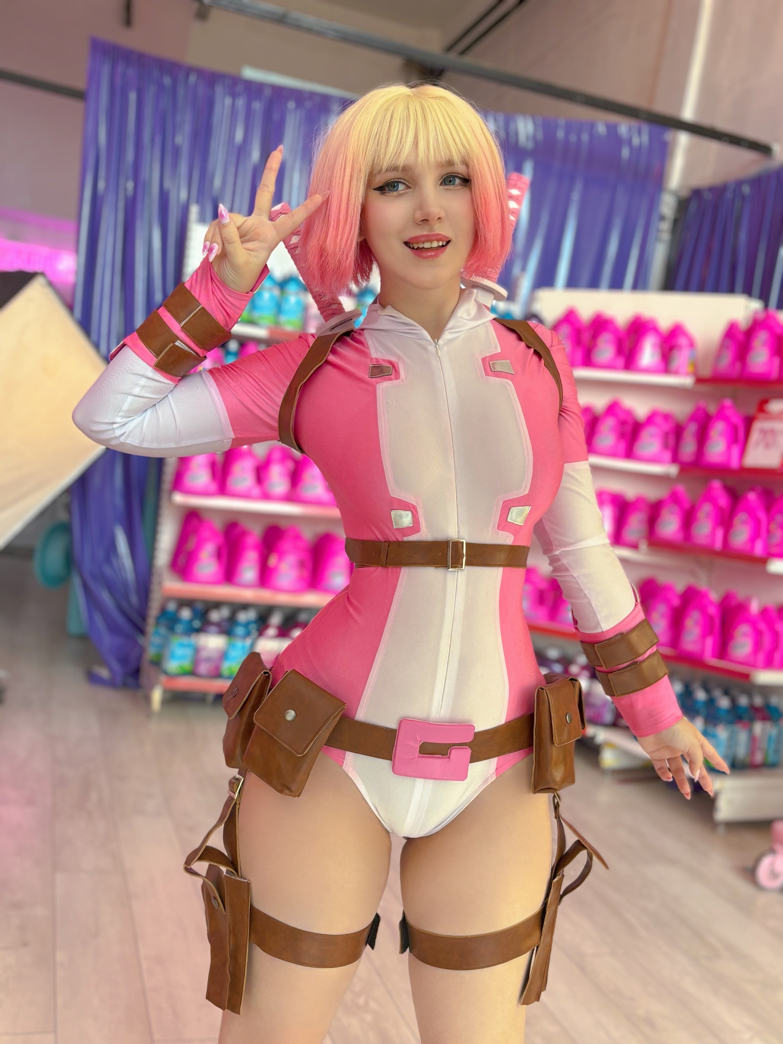 Ulichan超清写真集 Gwenpool｜4K高画质套图 62P（767MB）插图