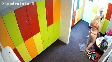 [Image: Voyeur22015092058.jpg]