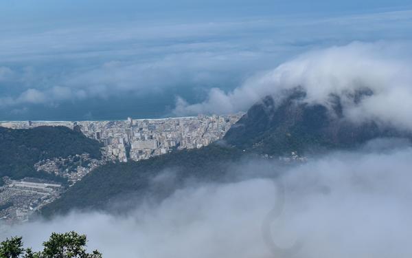 В джазе только девушки или аргентинско-бразильский калейдоскоп В джазе только девушки или аргентинско-бразильский калейдоскоп