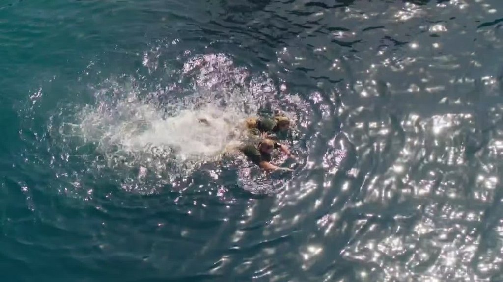 [Image: m2jd3xh5zkf0.jpg]