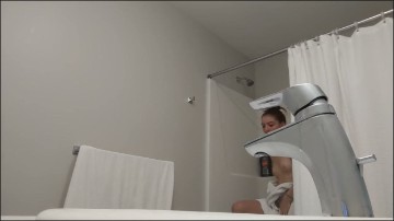 [Image: Voyeur43485132710.jpg]