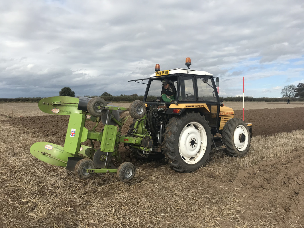 38204046-8814-490F-9503-1F1D89656C5F