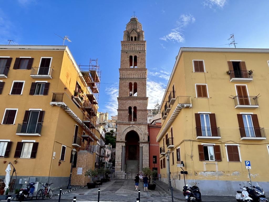 Жаркий сентябрь на побережье Тирренского моря. Жаркий сентябрь на побережье Тирренского моря.