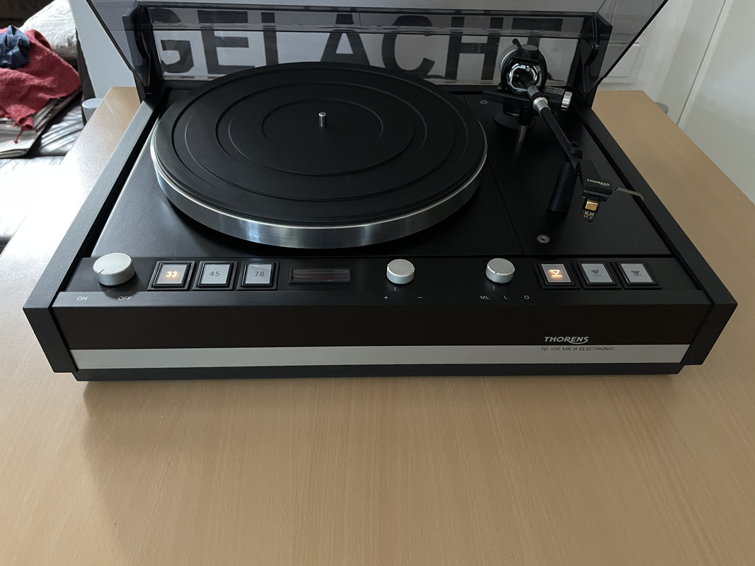 C61FDDDB-B9A1-407A-BE00-BB2B7240C7E6