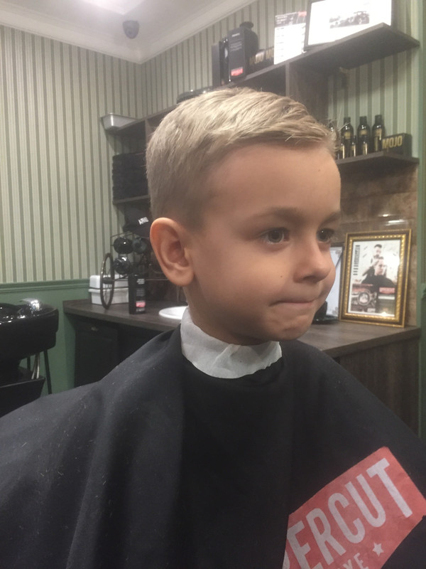 5FAB0896-BD0C-414C-A492-C0A1BFA1EF9E